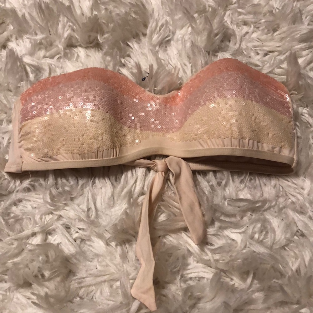 Sprapless bikini top